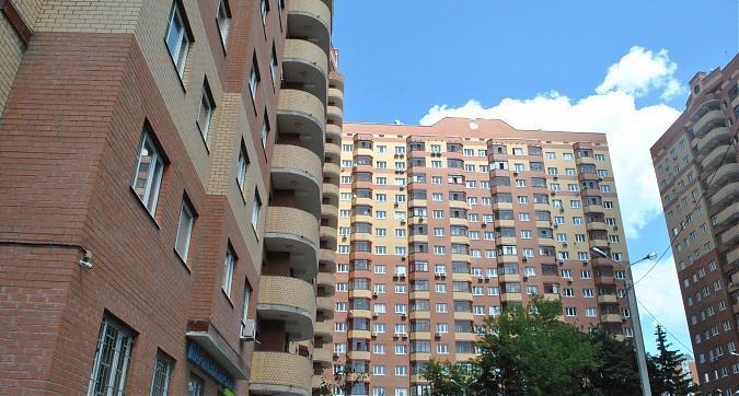 ЖК Дом на Садовой - корпус 1, вид со стороны Путилковского шоссе Квартирный контроль
