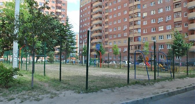 ЖК Дом на Садовой - вид на придомовую территорию Квартирный контроль