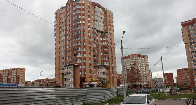 Вид на построенные корпуса в ЖК Лунный  Квартирный контроль