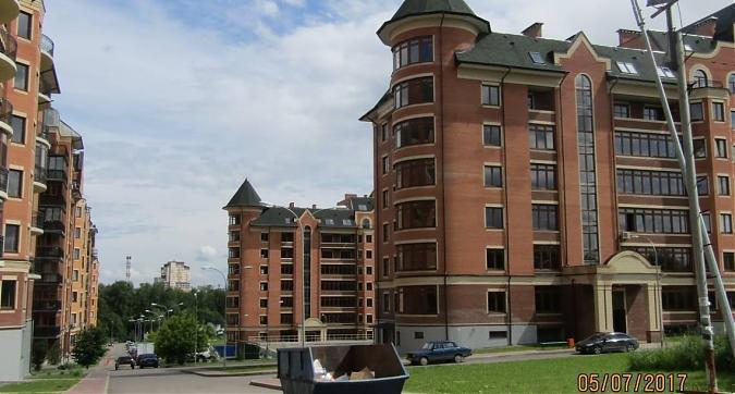 ЖК Берег - вид на жилой комплекс с западной стороны Квартирный контроль