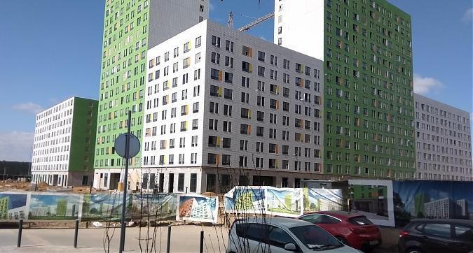 ЖК Бунинские Луга, корпуса 1.1.1, 1.1.2, вид с ул. Александры Монаховой, фото - 10 Квартирный контроль