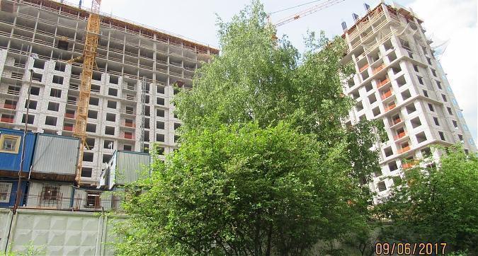 ЖК Пикассо - вид со двора  Квартирный контроль