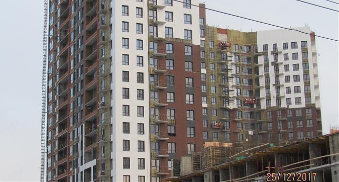 ЖК Петр 1 - фасадные работы, вид с проезда Завода Серп и Молот, фото 3 Квартирный контроль