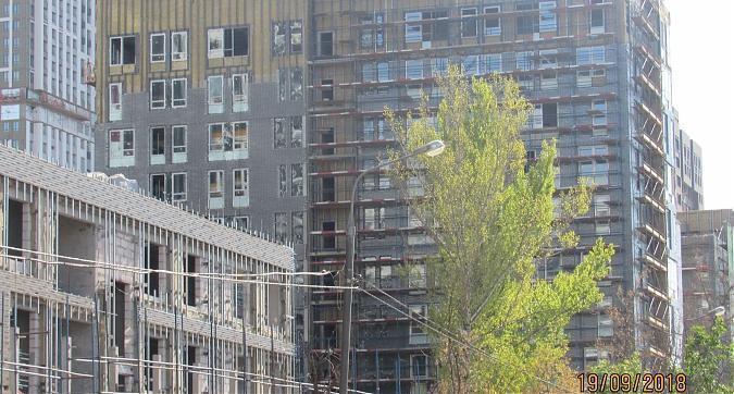 ЖК "Центр-Сити" (HeadLiner), вид с Мукомольного проезда, монолитные работы, фото -2 Квартирный контроль
