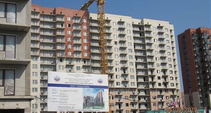 ЖК Позитив, корпус 2 - монолитные работы, вид с улицы Родниковая, фото 1 Квартирный контроль