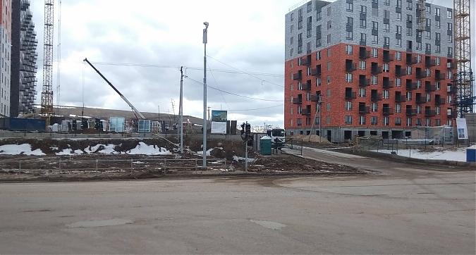 ЖК Саларьево Парк, корпус 19, возведение стен, вид со стороны метро Саларьево, фото - 8 Квартирный контроль