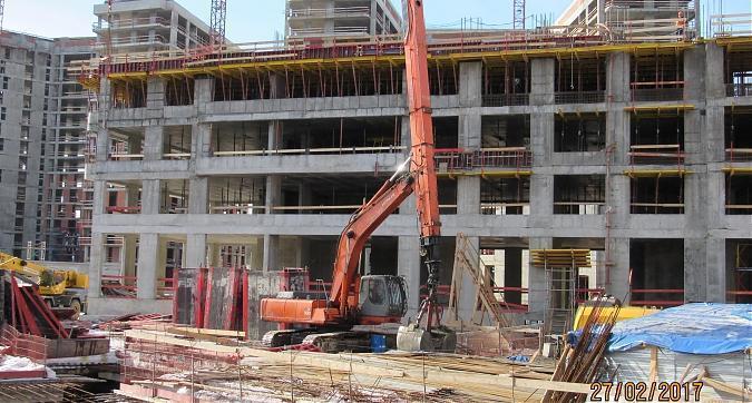 МФК ВТБ Арена Парк, 12-й корпус - вид с Петровско-Разумовской аллеи Квартирный контроль