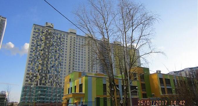 ЖК Life Митинская Ecopark - вид на комплекс со стороны Митинской улицы Квартирный контроль