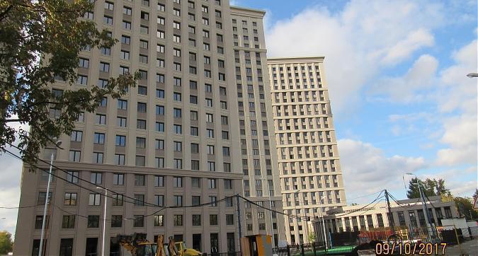 ЖК Родной город. Октябрьское поле - вид со стороны улицы Берзарина, фото 4 Квартирный контроль