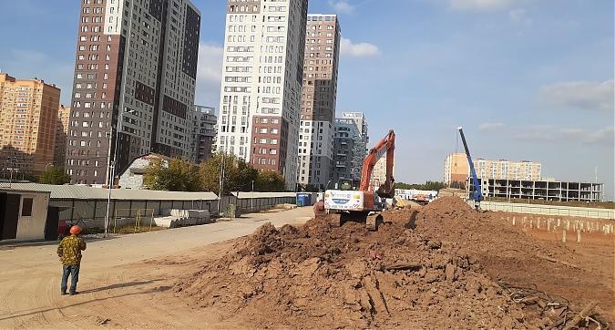 ЖК Аквилон Парк, строительная площадка, вид с ул. Фитаревская, фото - 2 Квартирный контроль