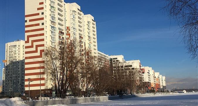 ЖК Ривер Парк, вид со стороны Корабельной ул., фото 1 Квартирный контроль