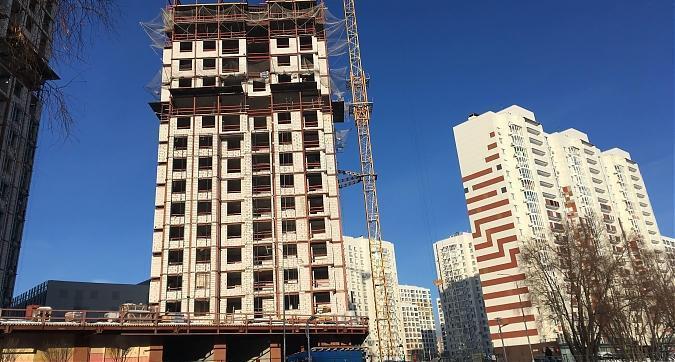 ЖК Ривер Парк, вид со стороны Корабельной ул., фото 4 Квартирный контроль