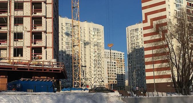 ЖК Ривер Парк, вид со стороны Корабельной ул., фото 3 Квартирный контроль