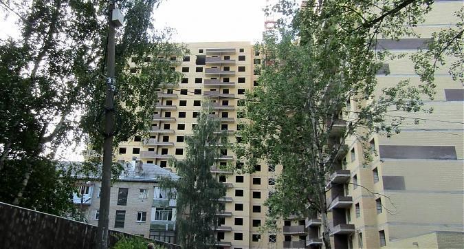 ЖК Экоград на Микояна - вид на корпус 1 со стороны улицы Микояна Квартирный контроль