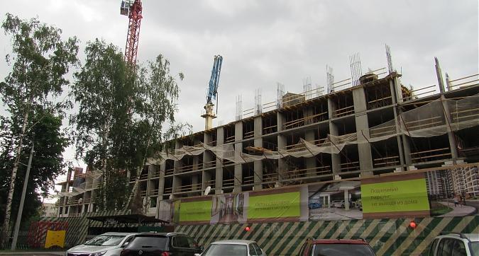 ЖК ВЛЮБЕРЦЫ, 2-й корпус - монолитные работы, вид со стороны Коммунистической улицы, фото 1 Квартирный контроль