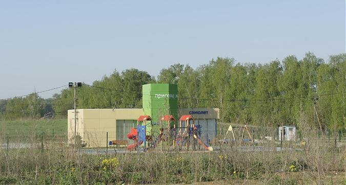 ЖК Пригород Лесное, офис продаж, вид с спортивной ул., фото 1 Квартирный контроль