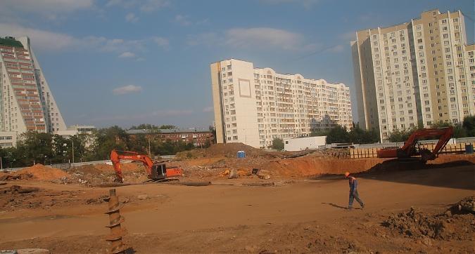 ЖК Новочеремушкинская, 17 - работы по  обустройству котлована, вид с Новочеремушкинской улицы, фото 3 Квартирный контроль