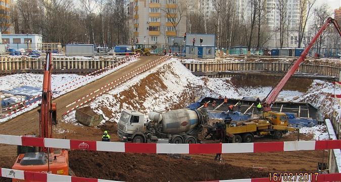 ЖК Достояние - вид с Ярцевской улицы на 1-й корпус (дома Культура и Искусство) Квартирный контроль