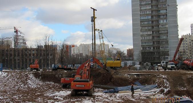 ЖК Достояние - вид с Ярцевской улицы на 2-й корпус (дом Наука) Квартирный контроль