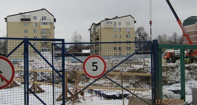ЖК Серебряные звоны - вид на строительную площадку со стороны Игнатьевской улицы Квартирный контроль