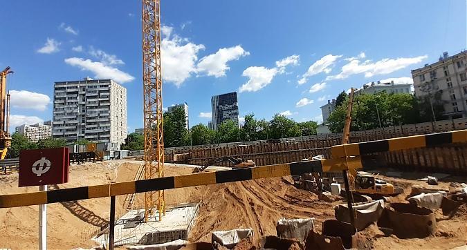 ЖК Crystal (Кристал), вид на строительную площадку со стороны ул. Генерала Глаголева, фото - 1 Квартирный контроль