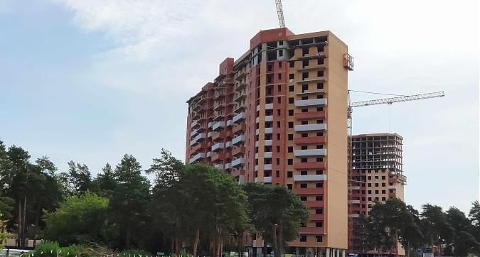 ЖК Лесной Квартал, корпус 18, вид со 2-ой Заречной ул., фото 2 Квартирный контроль