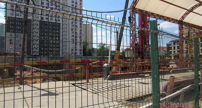 ЖК Wellton Park (Велтон Парк), монолитные работы -вид на 11 корпус со двора, фото 5 Квартирный контроль