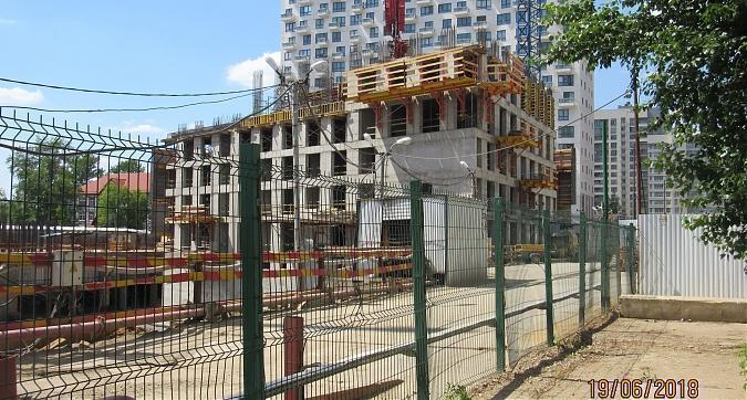 ЖК Wellton Park (Велтон Парк), монолитные работы -вид на 11 корпус со двора, фото 7 Квартирный контроль