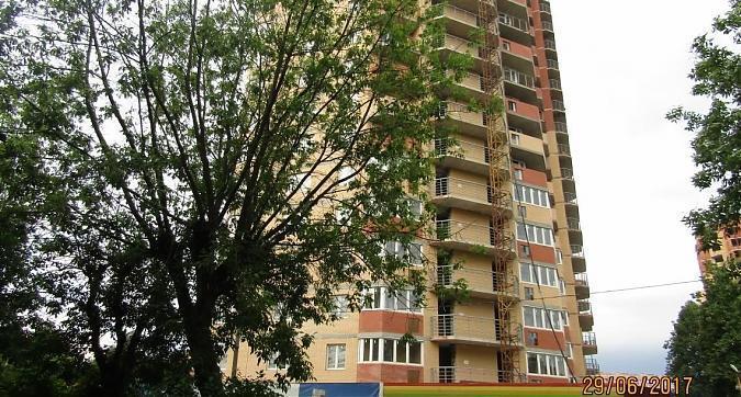 ЖК на ул. Школьная, 7 - вид на строящийся комплекс со стороны Школьной улицы Квартирный контроль