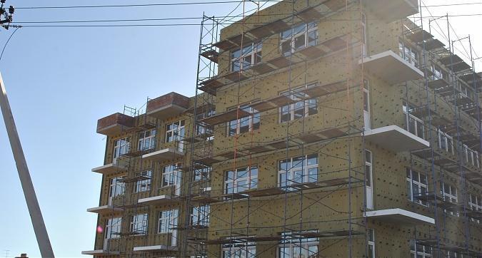 ЖК Fridaiy Villagy - секция 4, проводится работа по утеплению фасада Квартирный контроль