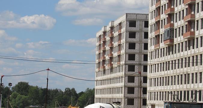 ЖК Испанские кварталы А101, корпуса 1.3, 2.2, вид с ул. Николо-Хованская, фото - 3 Квартирный контроль