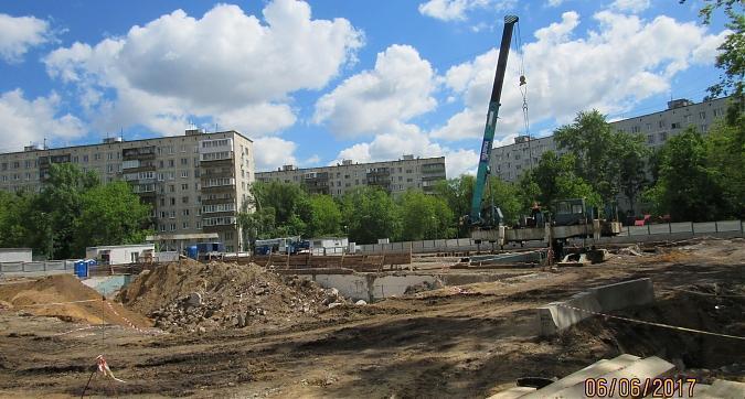ЖК Есенин-дом. Лидер на Волгоградском - вид со стороны сквера Федора Полетаева Квартирный контроль
