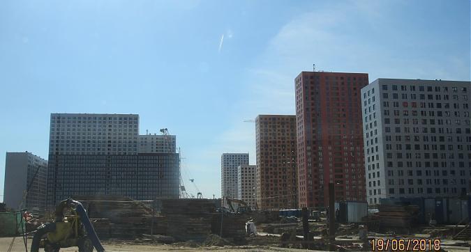 ЖК Саларьево парк - вид со стороны метро Саларьево, фото 1 Квартирный контроль