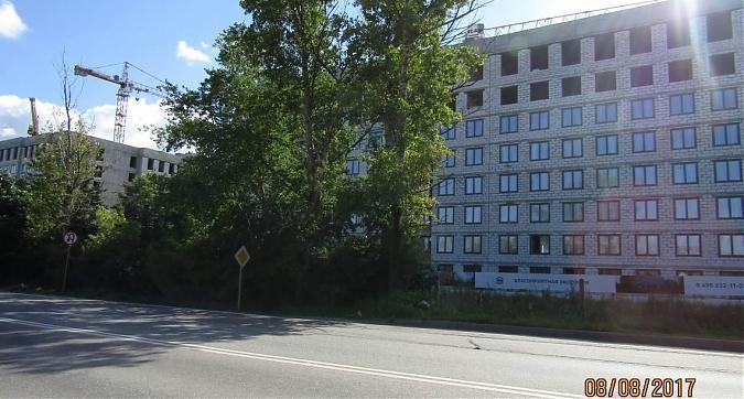 ЖК Ильинские луга - в корпусах 39 и 38 проводится возведение стен и остекление Квартирный контроль