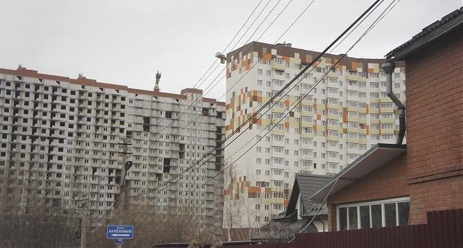 ЖК Зеленые Аллеи, вид с ул Бульвар Зеленый аллеи, фото 5 Квартирный контроль