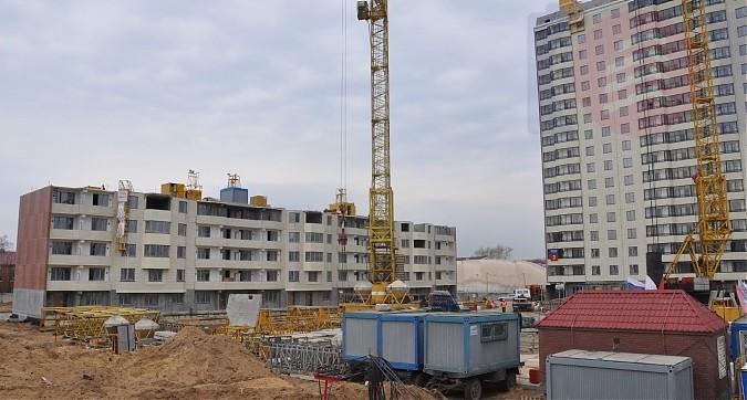 Вид из двора на 2 и 3 корпуса ЖК Кварталы 21/19 Квартирный контроль