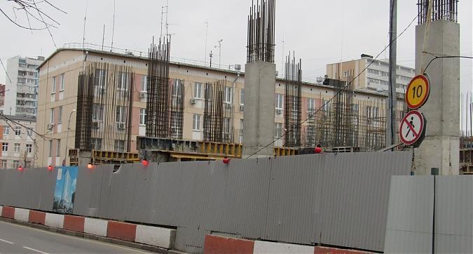 ЖК Октябрь (Клубный дом Октябрь), строительная площадка, вид с ул. Народного Ополчения, фото - 5 Квартирный контроль