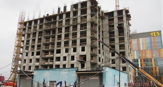 ЖК Life-Митинская Ecopark - вид на строительство 3-го корпуса с Митинской улицы Квартирный контроль