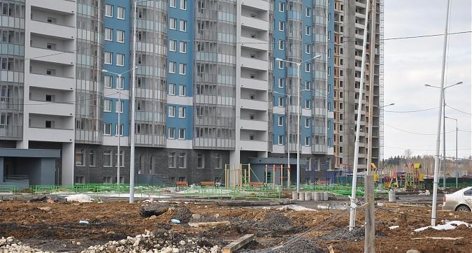 ЖК Лобня Сити - корпус 2, вид на при домовую территорию Квартирный контроль