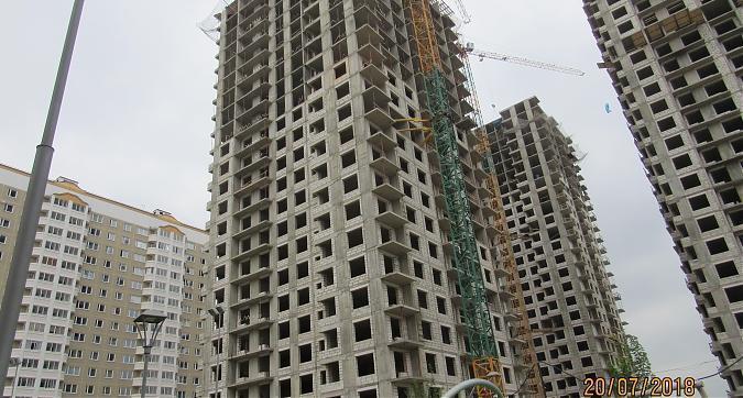 ЖК Первый Московский, 30-й корпус, монолитные работы - вид с улицы Атласова Квартирный контроль