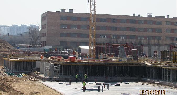 ЖК Кварталы 21/19, 10-й корпус, монолитные работы - вид со 2-го Гайвороновского проезда, фото 2 Квартирный контроль