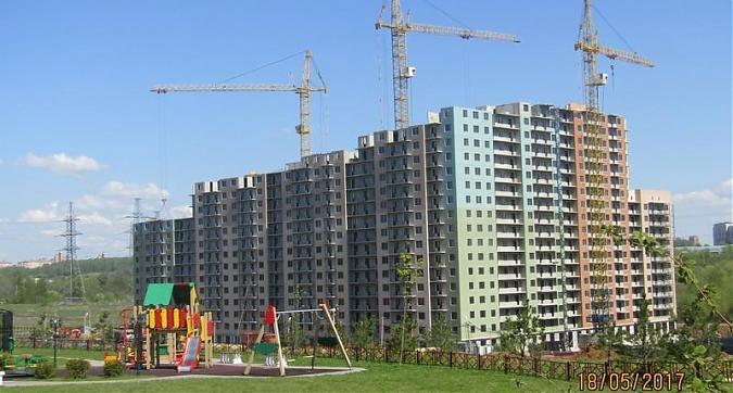 ЖК Мир Митино - вид на строящийся корпус 7 со стороны посёлка Рождествено Квартирный контроль