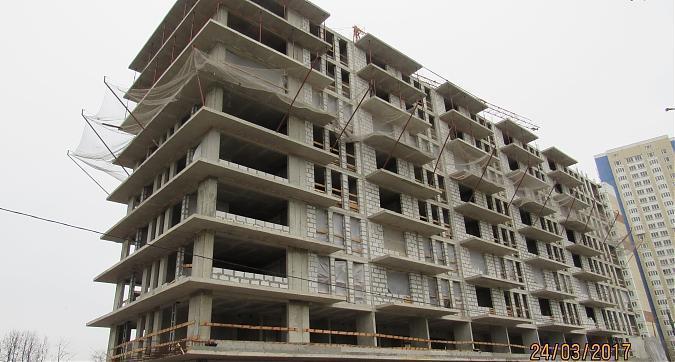 Вид с Левобережной улицы на Комплекс апартаментов Янтарь-Apartments Квартирный контроль