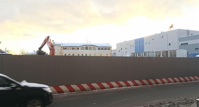 ЖК Mitte (Митте), вид со стороны ул. Летниковской, фото 1 Квартирный контроль