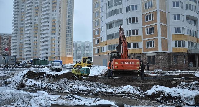 Обустройство территории перед 26-м корпусом в ЖК Красная Горка, фото 2 Квартирный контроль