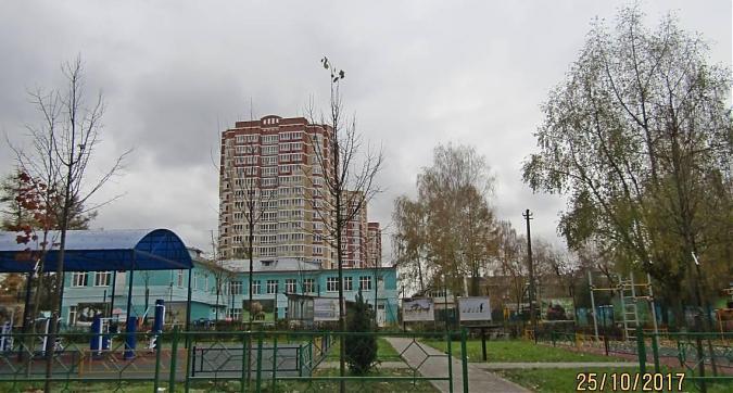ЖК на ул. Школьная, 7 - спортивная и детская площадки Квартирный контроль