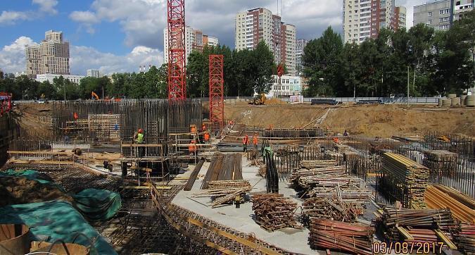 ЖК Фестиваль Парк, монолитные работы - вид с Фестивальной улицы Квартирный контроль