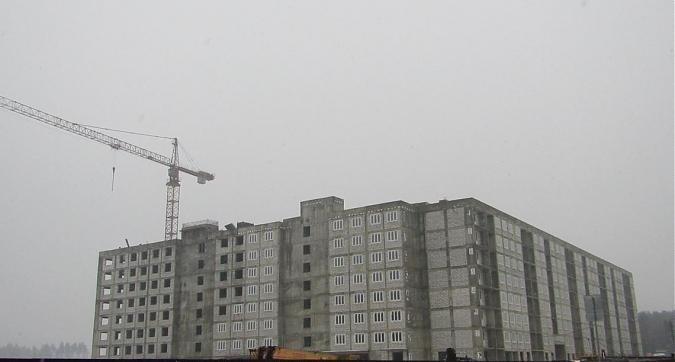 Микрорайон Красногорский - в корпусе 19 проводится остекление Квартирный контроль