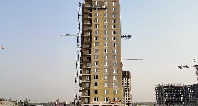 ЖК Лидер парк, корпус 5, вид с просп. Астрахова, фото 3 Квартирный контроль