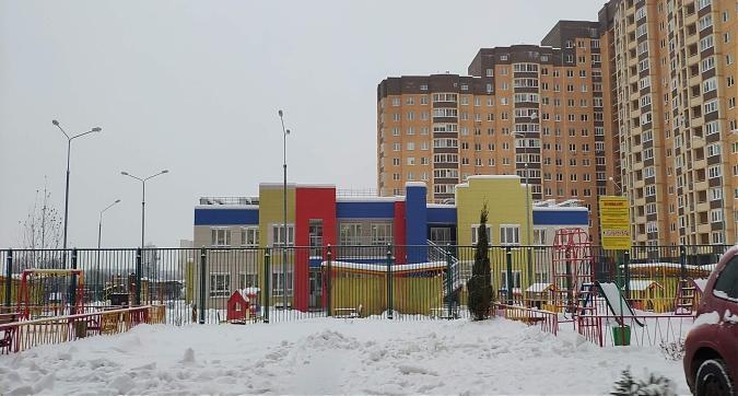ЖК Афродита, вид с Заречной ул., детский садик во дворе, фото 4 Квартирный контроль